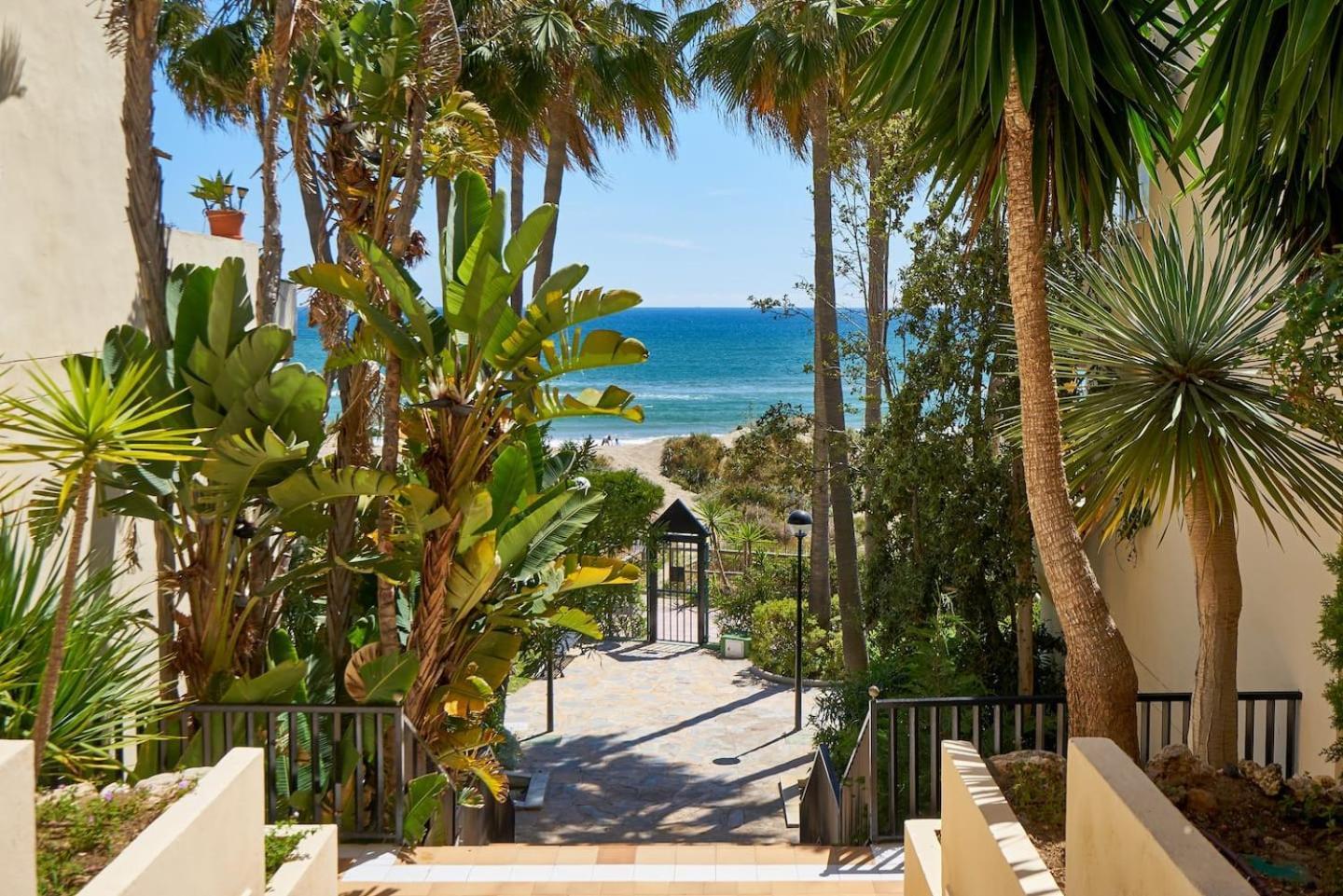 Oleholidays 526 Romana Playa Vistas Al Mar Marbella Exterior photo